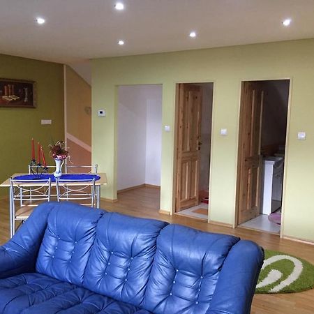 Apartman U Puskina Strba Luaran gambar