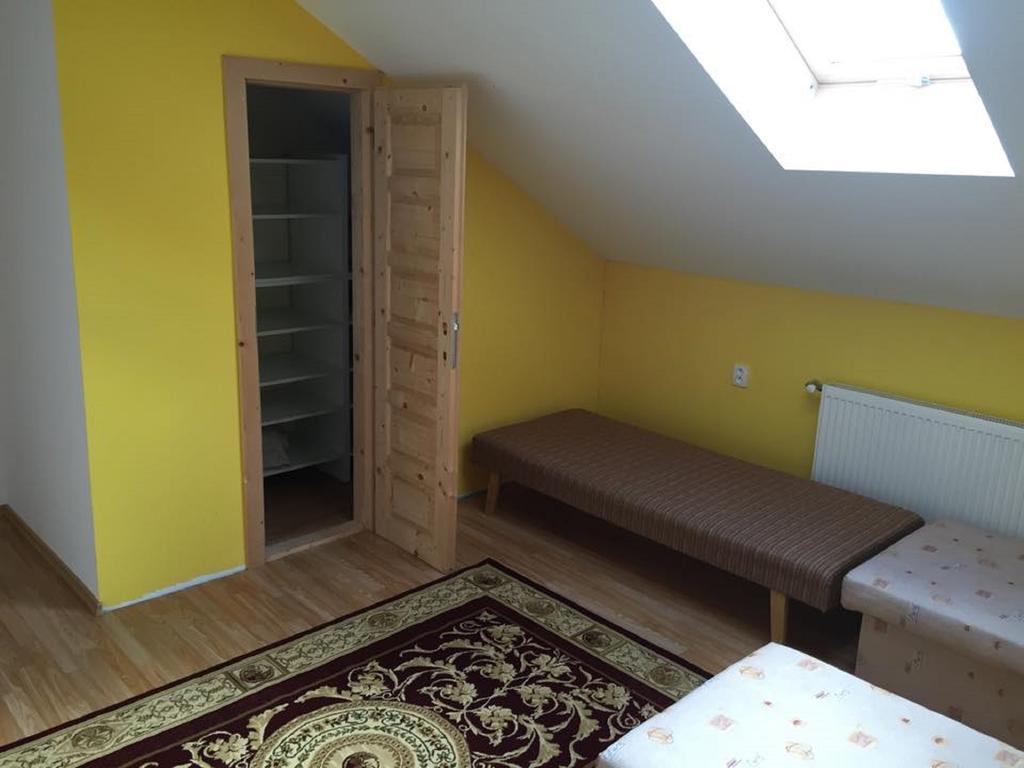 Apartman U Puskina Strba Luaran gambar